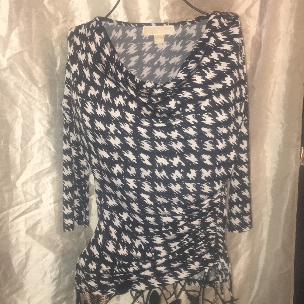 Beautiful Michael Kor top